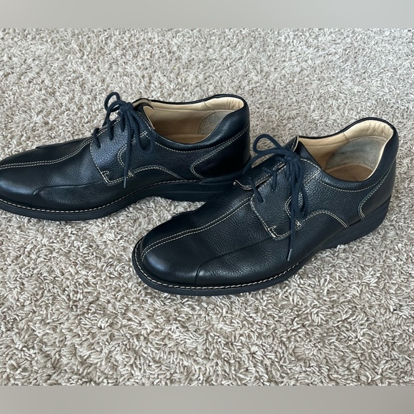 Johnston & Murphy men’s leather shoes, size 10 main image 4